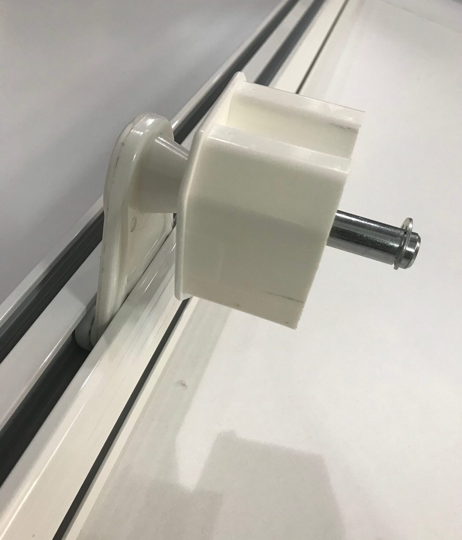 Rullo Di Montaggio Del Carrello A 4 Ruote, Accessorio Per Porta Scorrevole Per Tende A Rullo Con Trave Carrello In Acciaio Legato Solido Installazione Semplice Con Bulloni Rullo