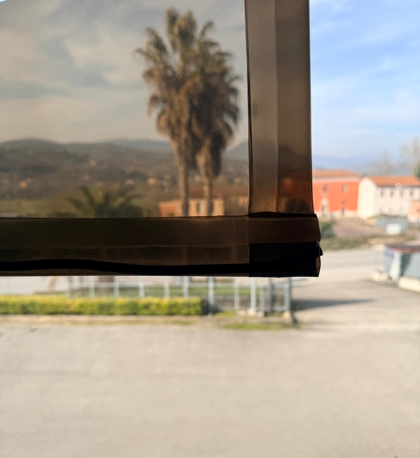 Tenda Antipioggia in PVC Crystal Fumé - immagine 3